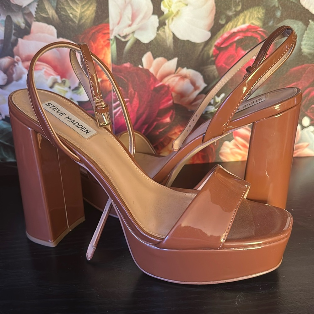 Steve Madden Caramel Platform Ankle Strap Sandal